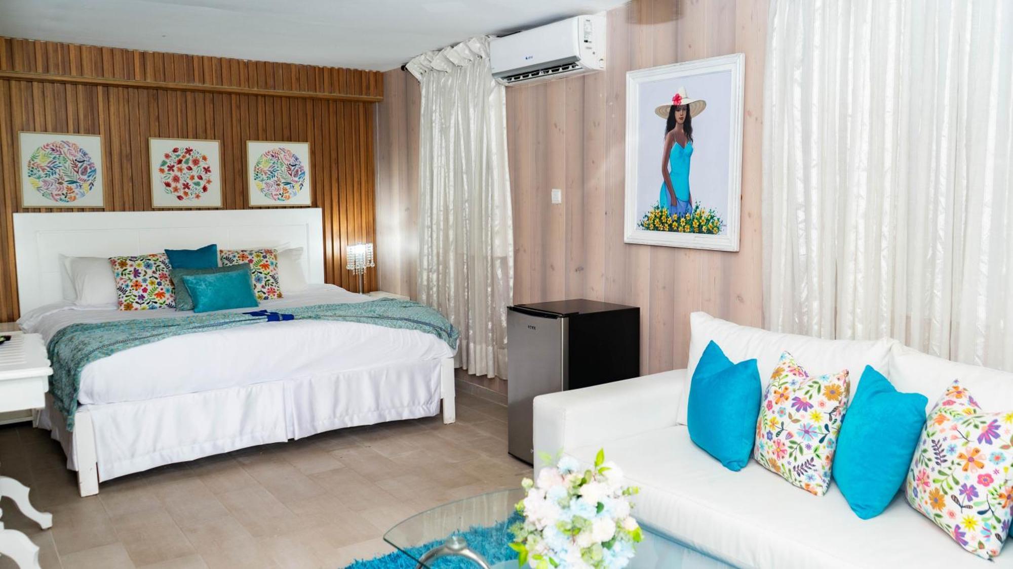 Guacamayos Hotel Bonao エクステリア 写真